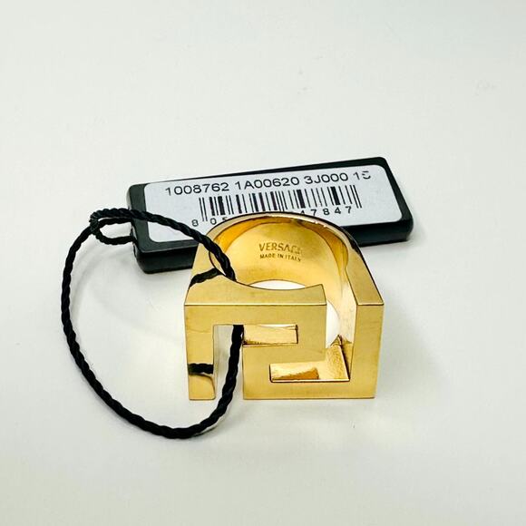 Versace Statement Band Ring Size 19/ US 8.5 Gold Tone Greca Icon Logo NIB - Picture 4 of 8